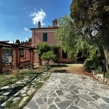 San Giorgio Vista Mare Villa Alassio
